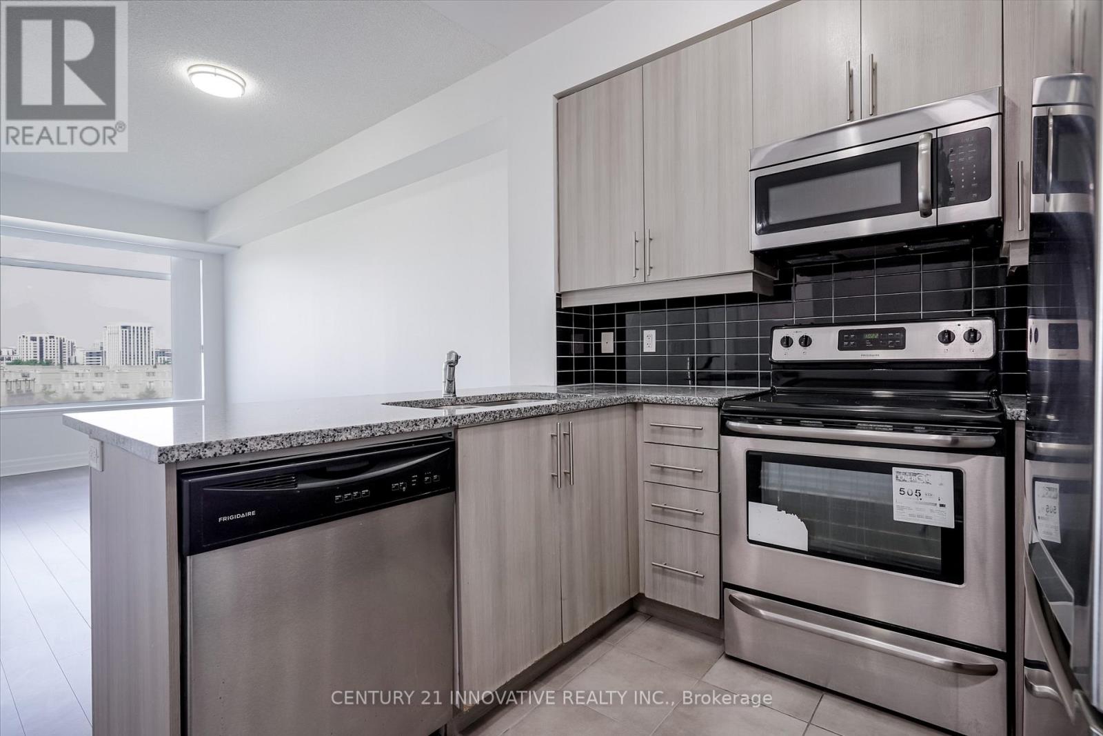 517 - 8130 Birchmount Road, Markham, Ontario  L6G 0E4 - Photo 16 - N12556600