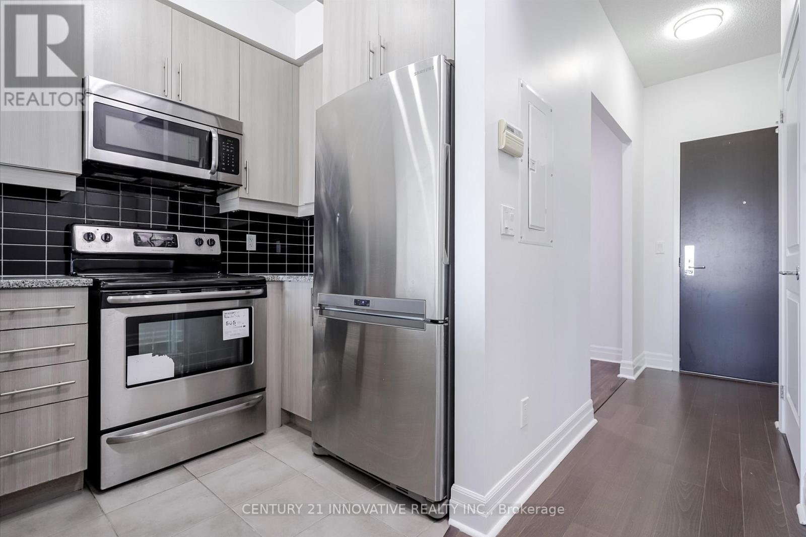 517 - 8130 Birchmount Road, Markham, Ontario  L6G 0E4 - Photo 18 - N12556600