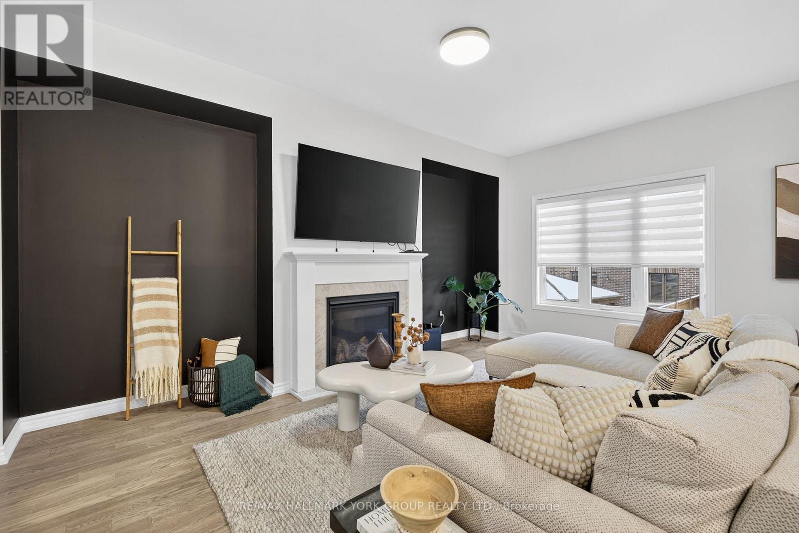 20 Gord Matthews Way, Uxbridge, Ontario  L9P 0E9 - Photo 5 - N12556728