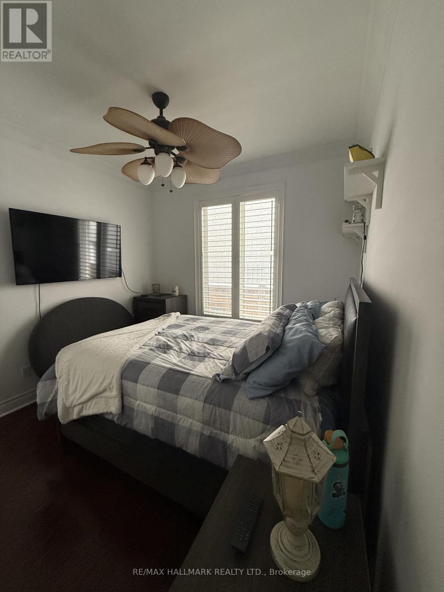 220 Tonner Crescent, Aurora, Ontario  L4G 7T7 - Photo 13 - N12556754