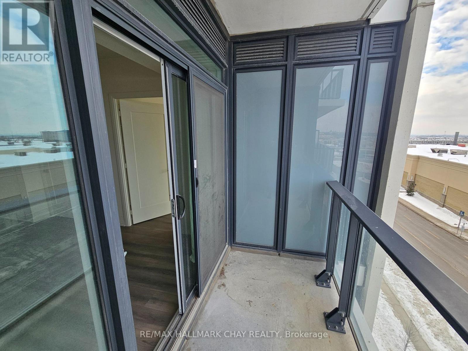 525 - 9000 Jane Street, Vaughan (Concord), Ontario  L4M 2M9 - Photo 13 - N12556778