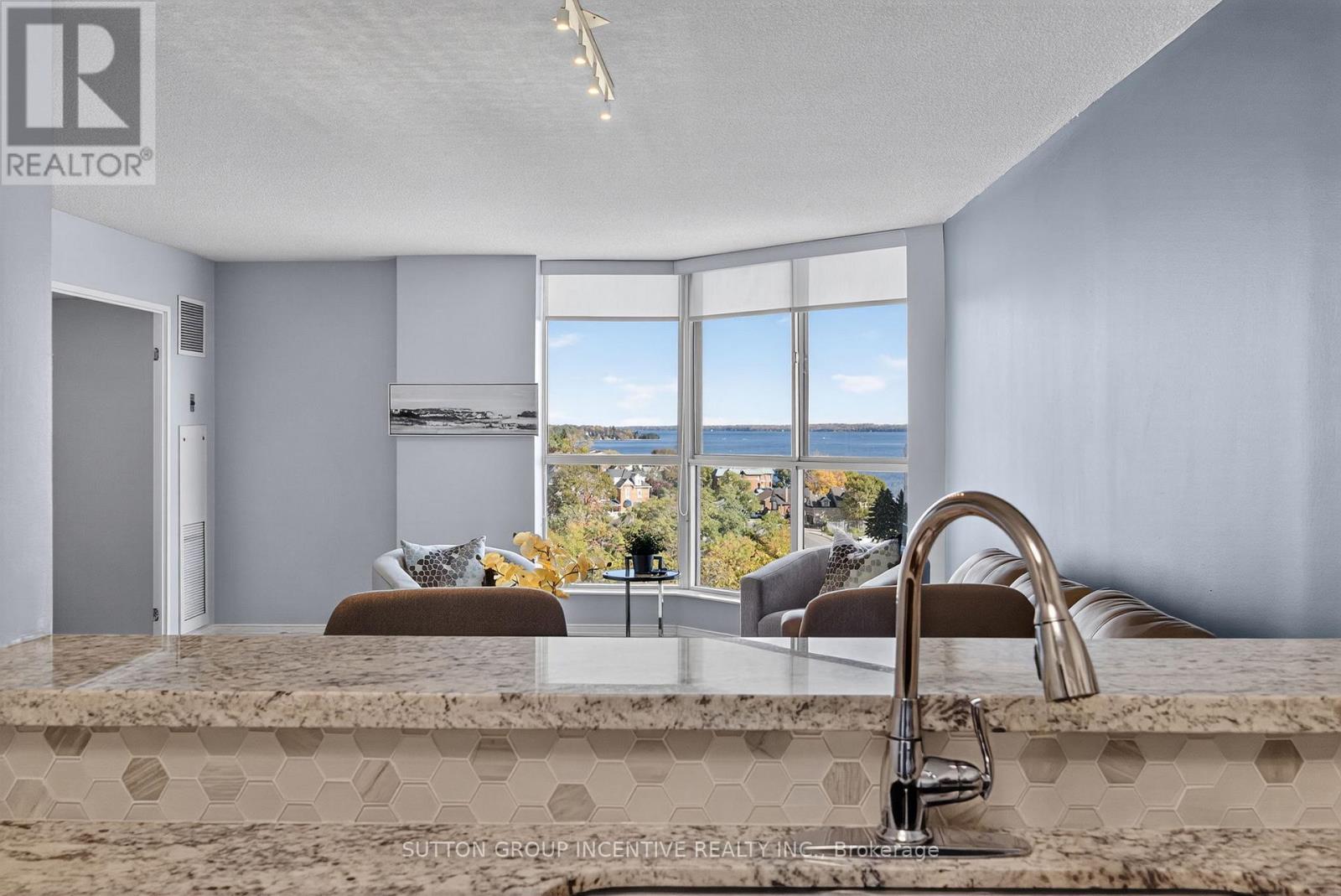 908 - 150 Dunlop Street E, Barrie (City Centre), Ontario  L4M 6H1 - Photo 9 - S12556648