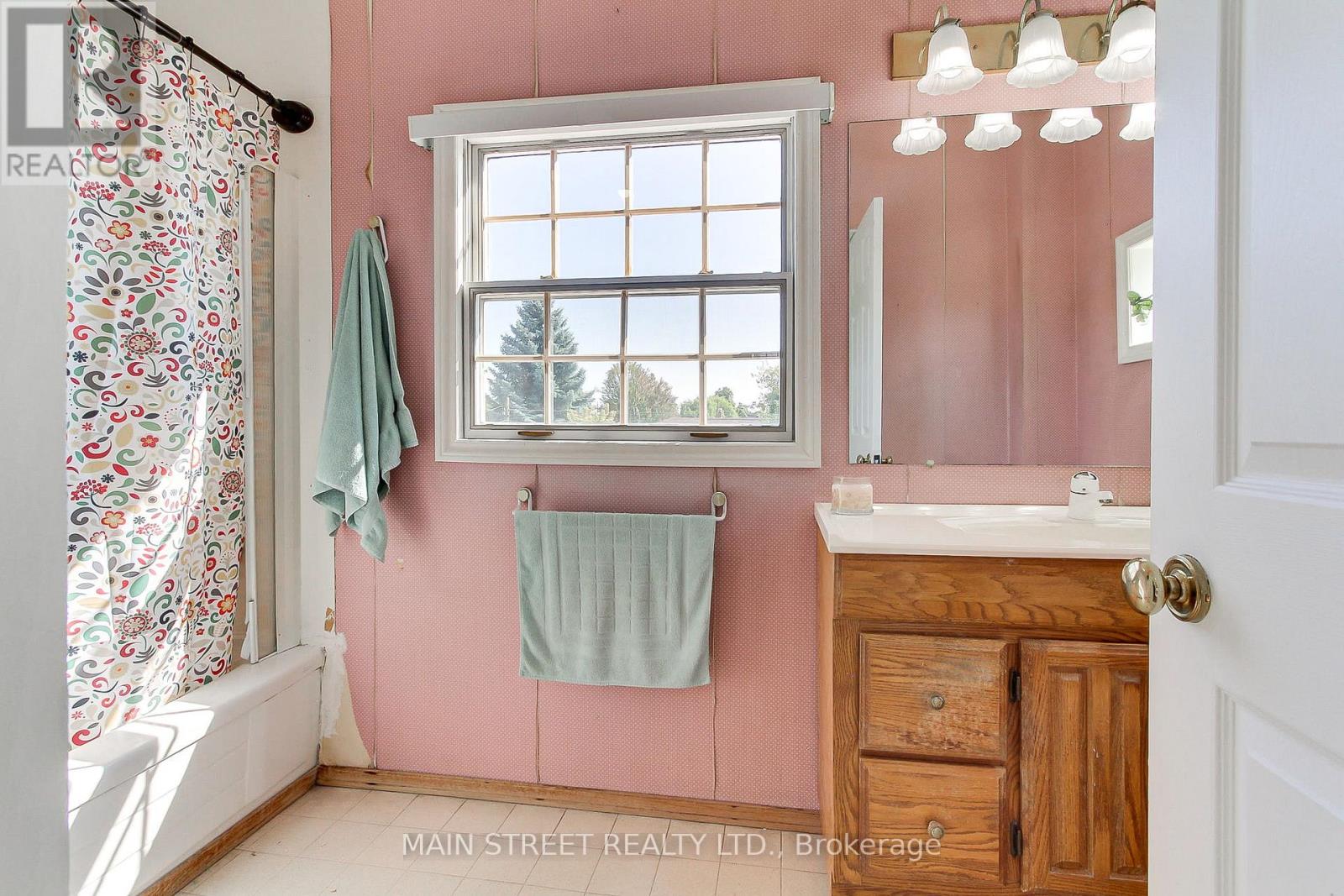 79 Simpson Avenue, Toronto, Ontario  M8Z 1E4 - Photo 28 - W12556622