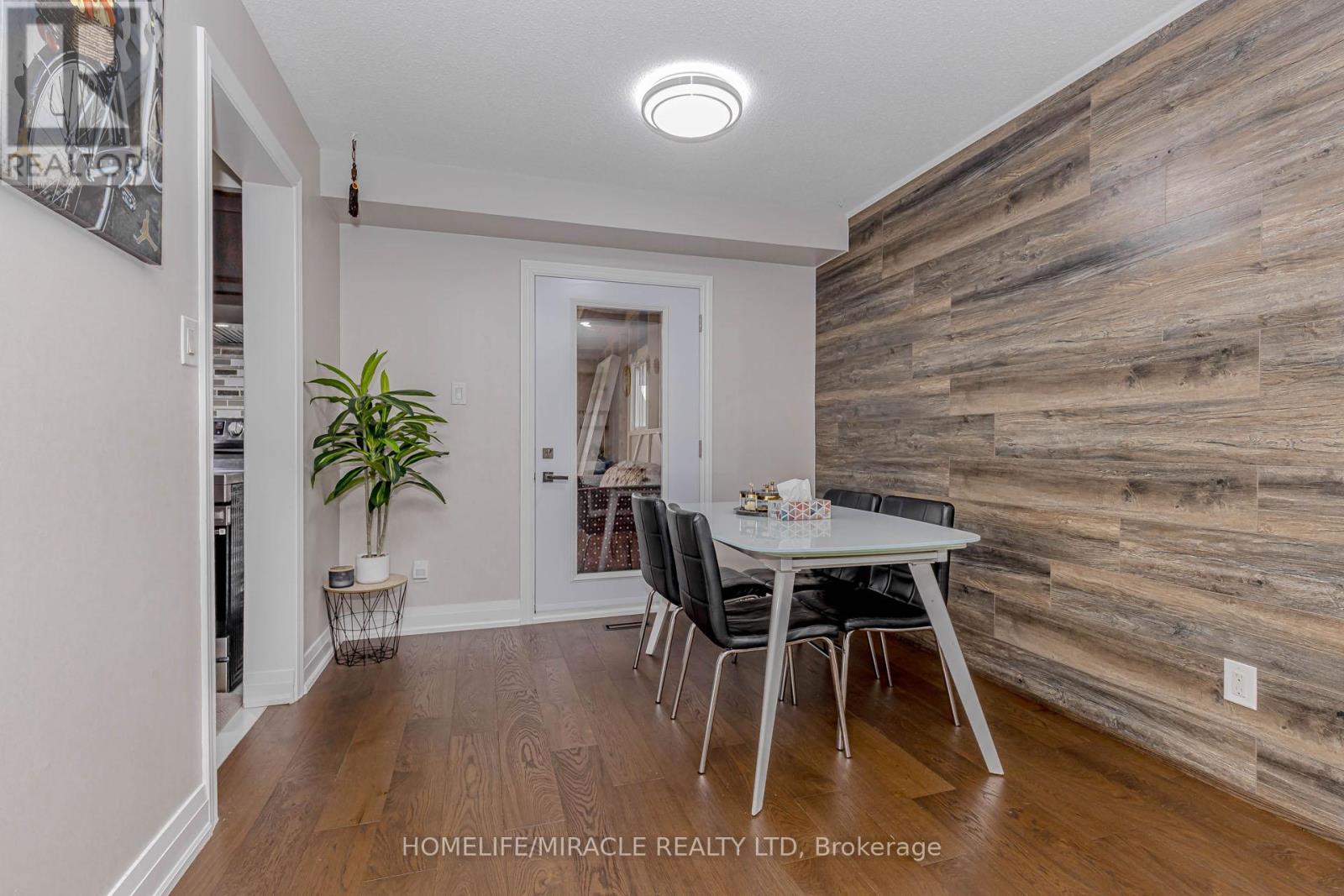 10 Festoon Place, Brampton, Ontario  L6T 4R4 - Photo 15 - W12556626