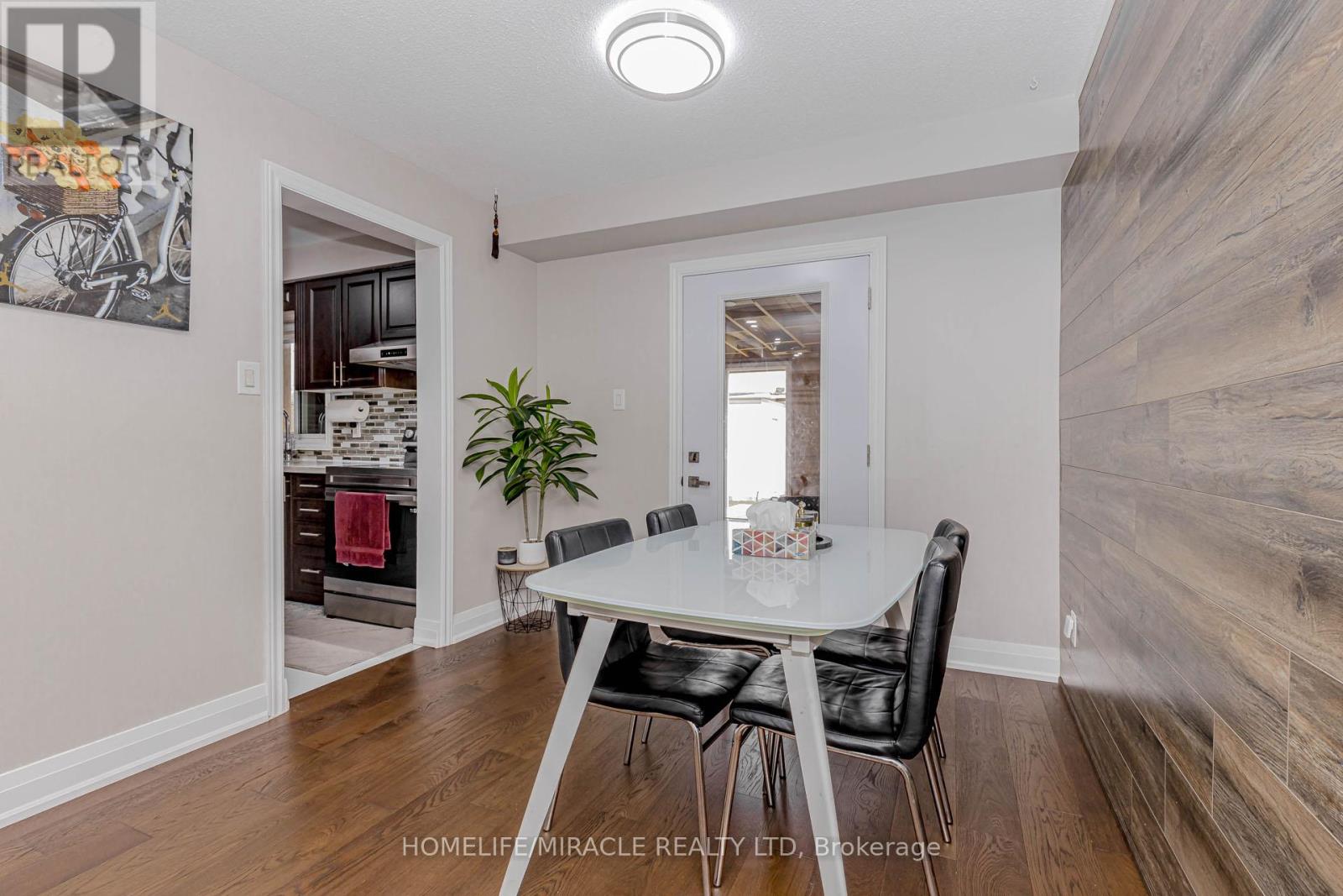 10 Festoon Place, Brampton, Ontario  L6T 4R4 - Photo 16 - W12556626