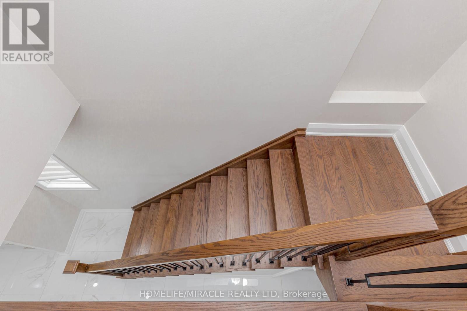 10 Festoon Place, Brampton, Ontario  L6T 4R4 - Photo 25 - W12556626