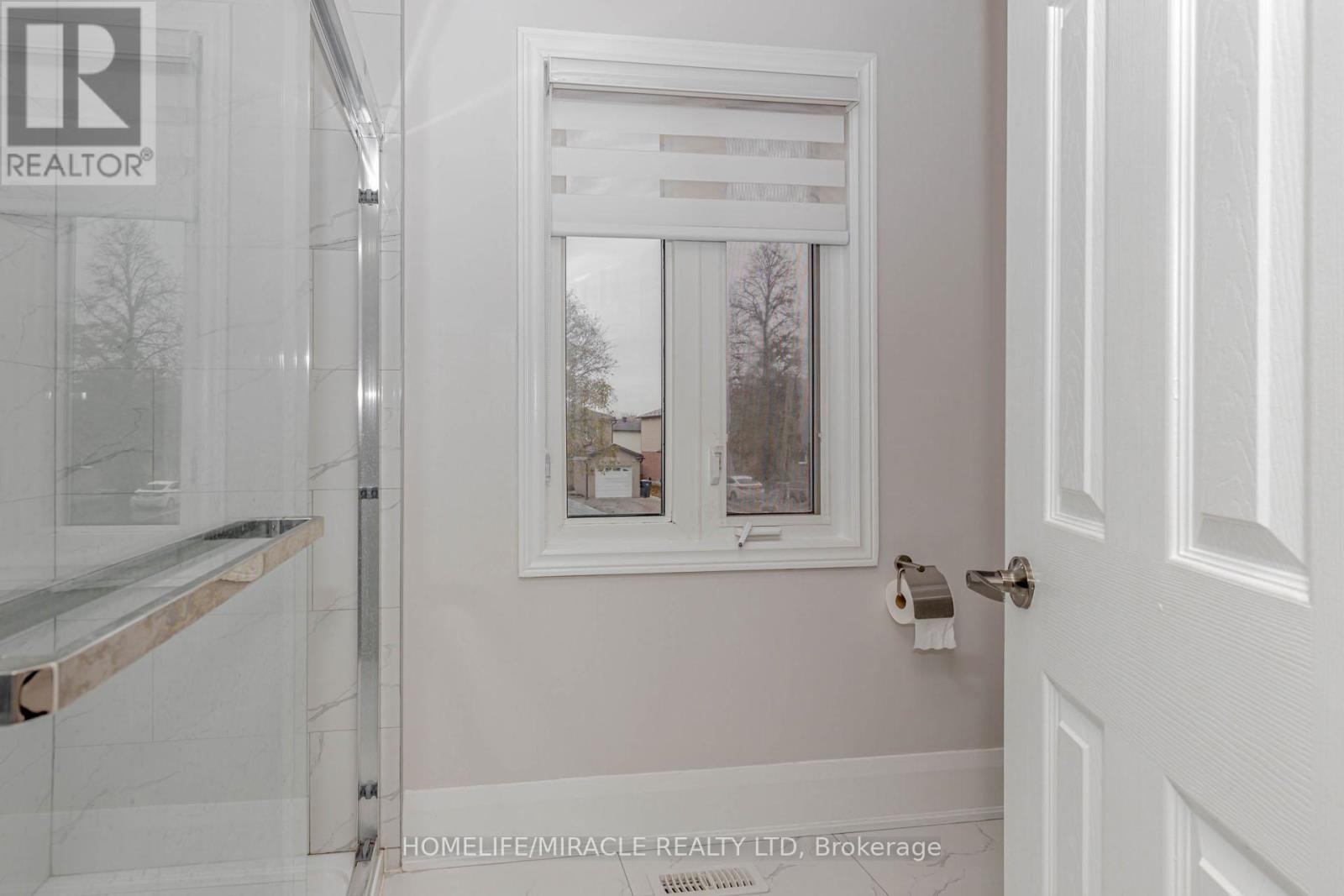 10 Festoon Place, Brampton, Ontario  L6T 4R4 - Photo 33 - W12556626