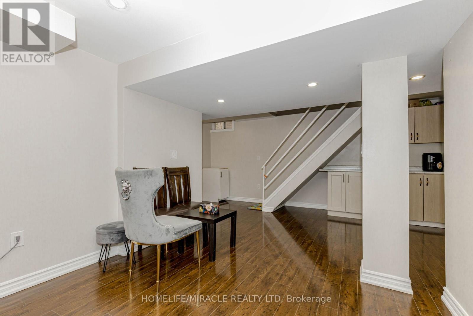 10 Festoon Place, Brampton, Ontario  L6T 4R4 - Photo 42 - W12556626