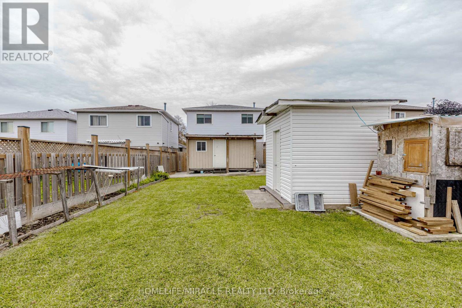 10 Festoon Place, Brampton, Ontario  L6T 4R4 - Photo 50 - W12556626