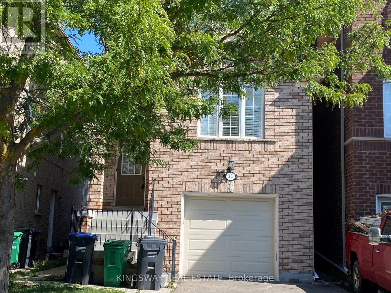33 CARANCI CRESCENT, Brampton, Ontario