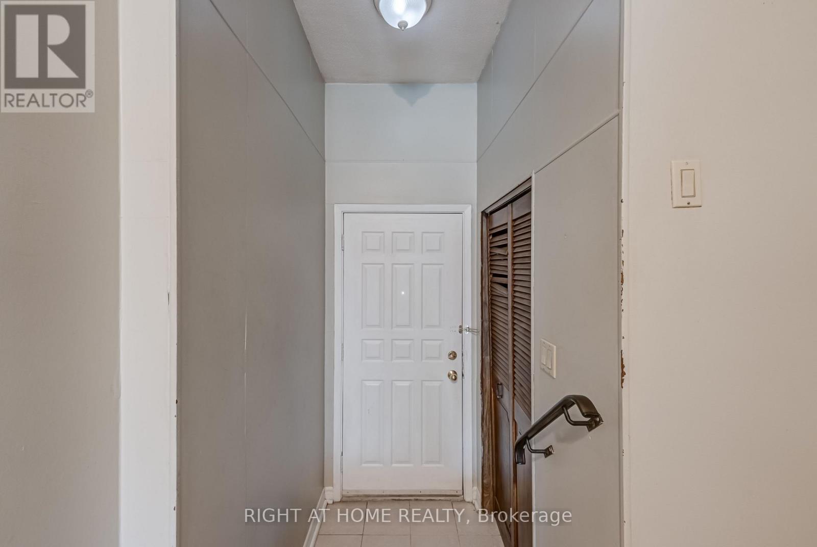 78 - 475 Bramalea Road, Brampton, Ontario L6T 2X2 - Photo 3 - W12556692