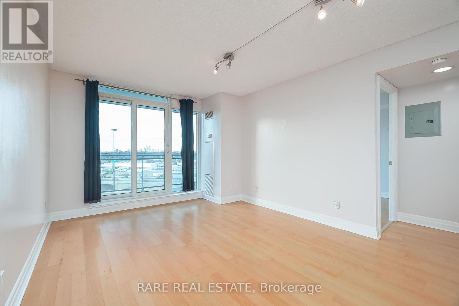 1404 - 2121 Lakeshore Boulevard W, Toronto, Ontario  M8V 4E9 - Photo 12 - W12556706