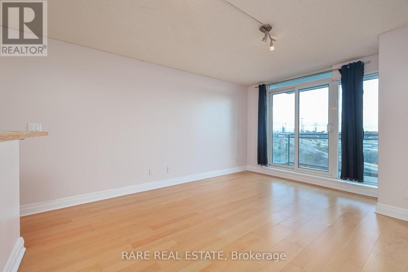 1404 - 2121 Lakeshore Boulevard W, Toronto, Ontario  M8V 4E9 - Photo 14 - W12556706