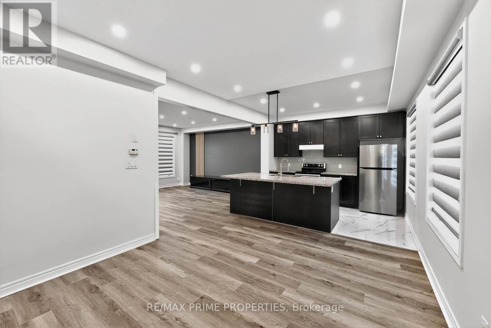 14 Primo Road, Brampton, Ontario  L7A 0Z1 - Photo 11 - W12556718