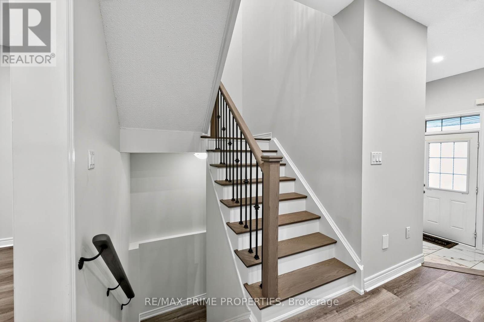 14 Primo Road, Brampton, Ontario  L7A 0Z1 - Photo 21 - W12556718