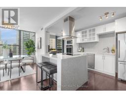 911 - 100 QUEBEC AVENUE E, Toronto, Ontario