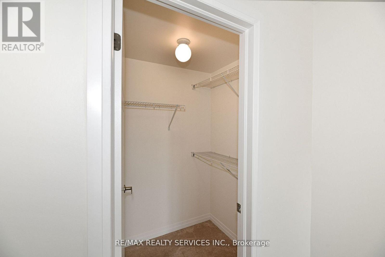 2 - 142 William Duncan Road, Toronto, Ontario  M3K 0C1 - Photo 22 - W12556768