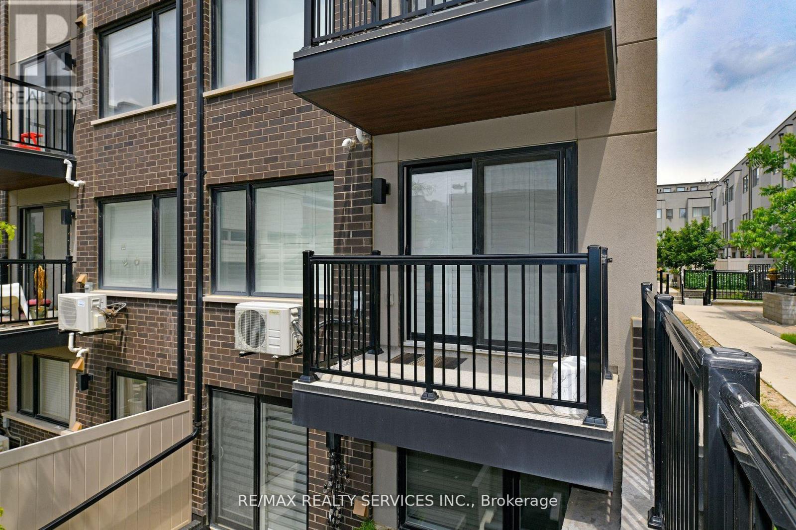 2 - 142 William Duncan Road, Toronto, Ontario  M3K 0C1 - Photo 28 - W12556768