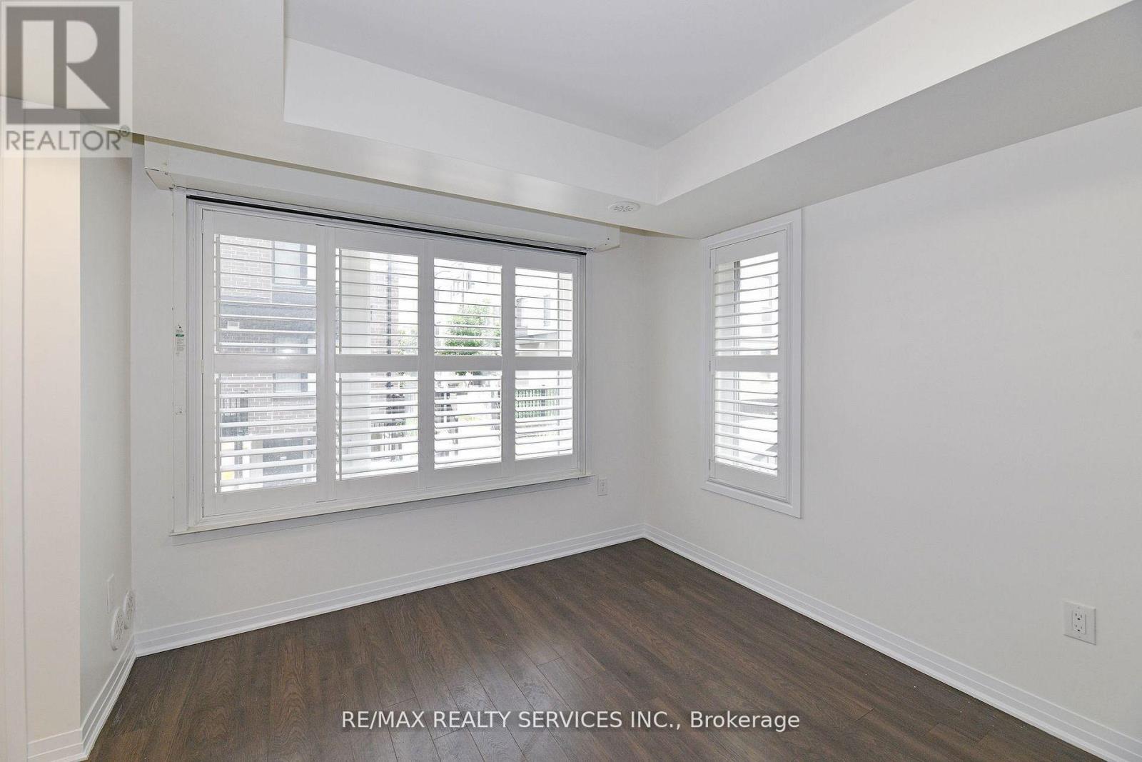 2 - 142 William Duncan Road, Toronto, Ontario  M3K 0C1 - Photo 5 - W12556768