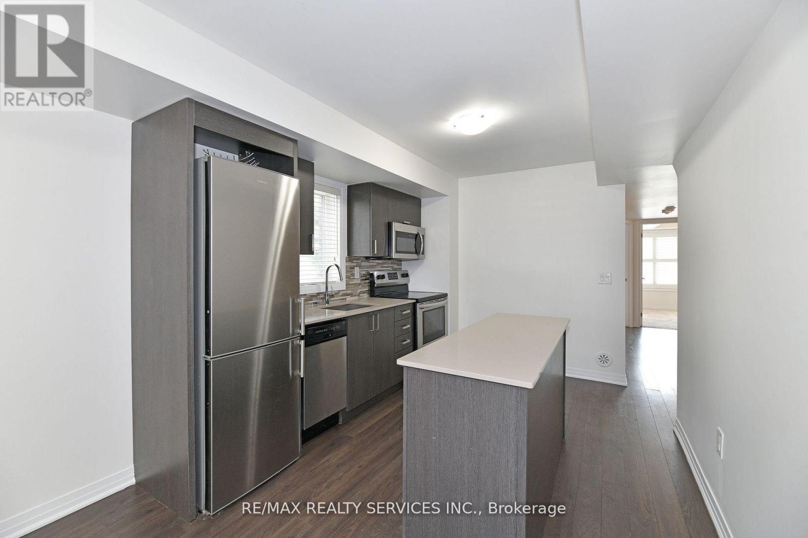 2 - 142 William Duncan Road, Toronto, Ontario  M3K 0C1 - Photo 9 - W12556768