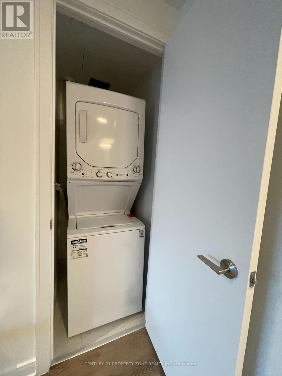 1812 - 3009 Novar Road, Mississauga, Ontario  L5B 0P9 - Photo 14 - W12556776