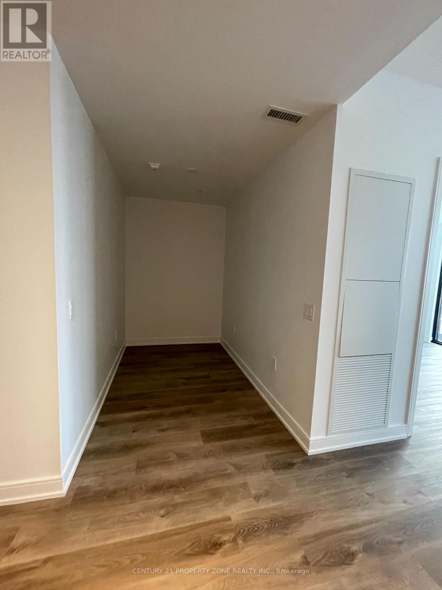 1812 - 3009 Novar Road, Mississauga, Ontario  L5B 0P9 - Photo 9 - W12556776