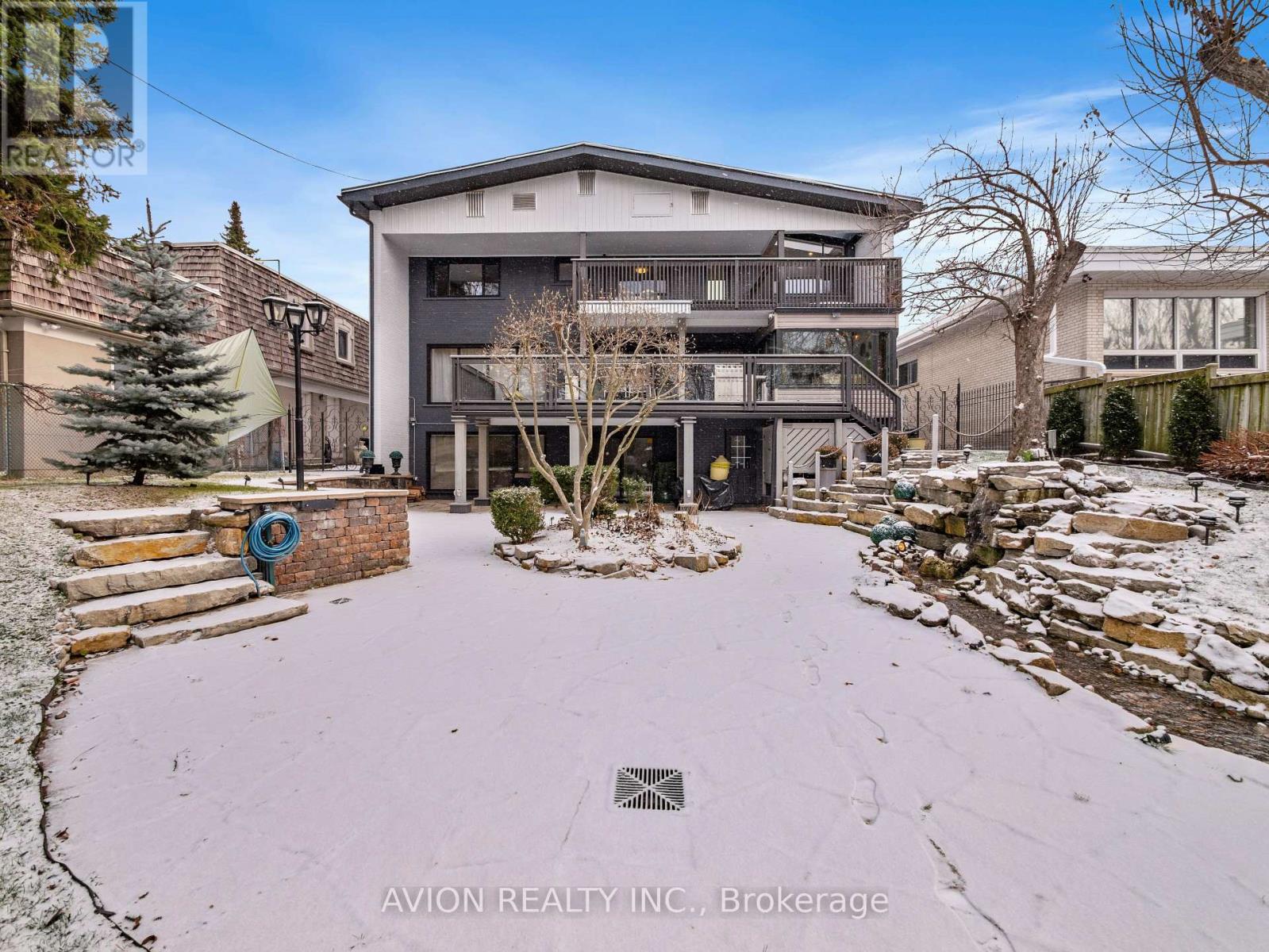 38 Purdon Drive, Toronto, Ontario  M3H 4X1 - Photo 4 - C12423540