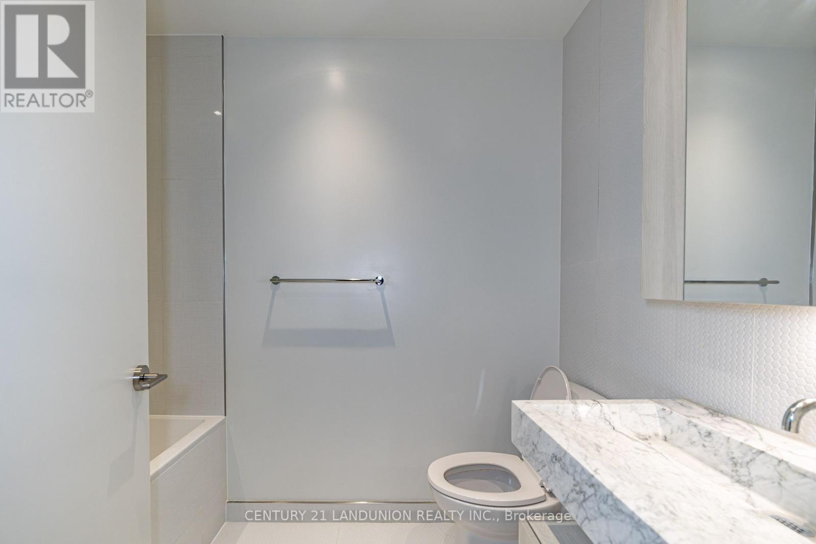 1312 - 11 Yorkville Avenue E, Toronto, Ontario  M4W 0B7 - Photo 15 - C12547676