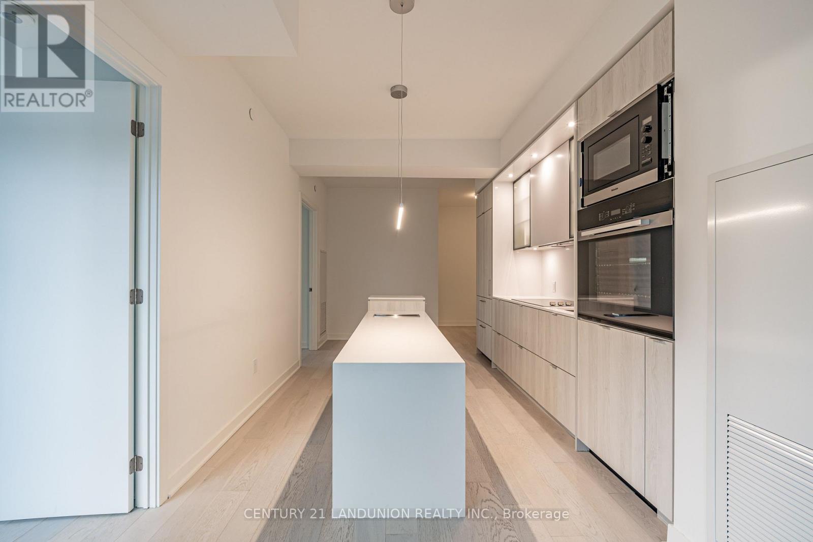 1312 - 11 Yorkville Avenue E, Toronto, Ontario  M4W 0B7 - Photo 16 - C12547676