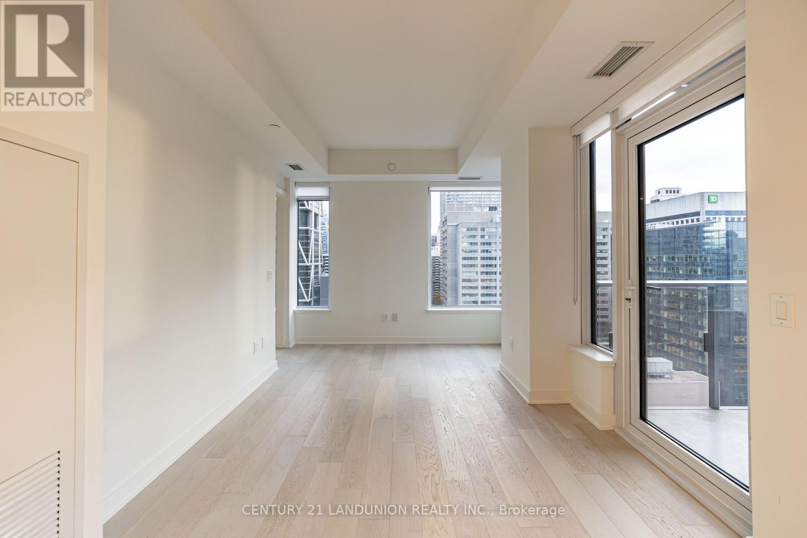 1312 - 11 Yorkville Avenue E, Toronto, Ontario  M4W 0B7 - Photo 18 - C12547676