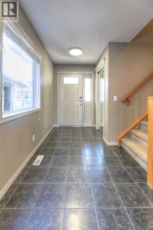 8903 Royal Oak Way Nw, Calgary, Alberta  T3B 0A4 - Photo 6 - A2263657