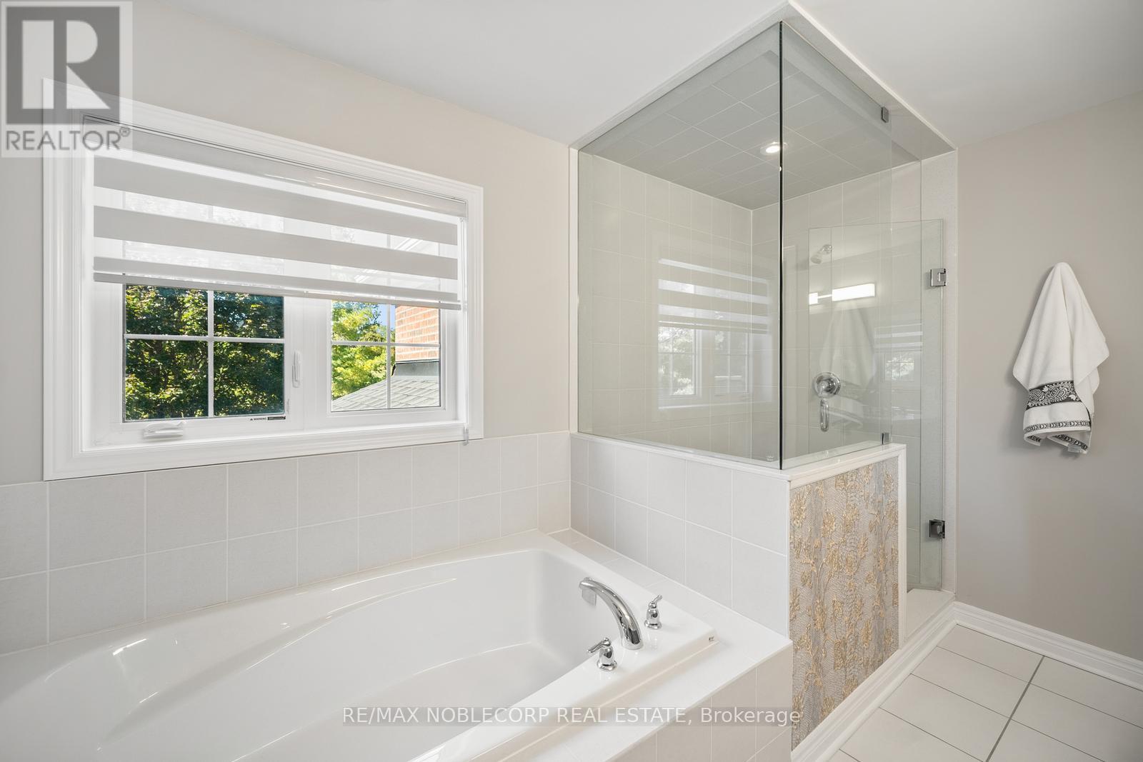 68 Inverness Way, Bradford West Gwillimbury, Ontario  L3Z 0W5 - Photo 24 - N12555744