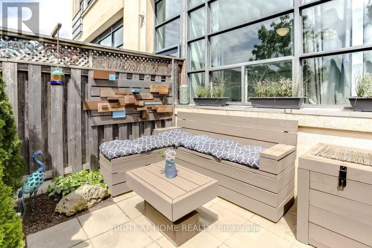 109 - 1001 Roselawn Avenue, Toronto, Ontario  M6B 4M4 - Photo 17 - W12285495