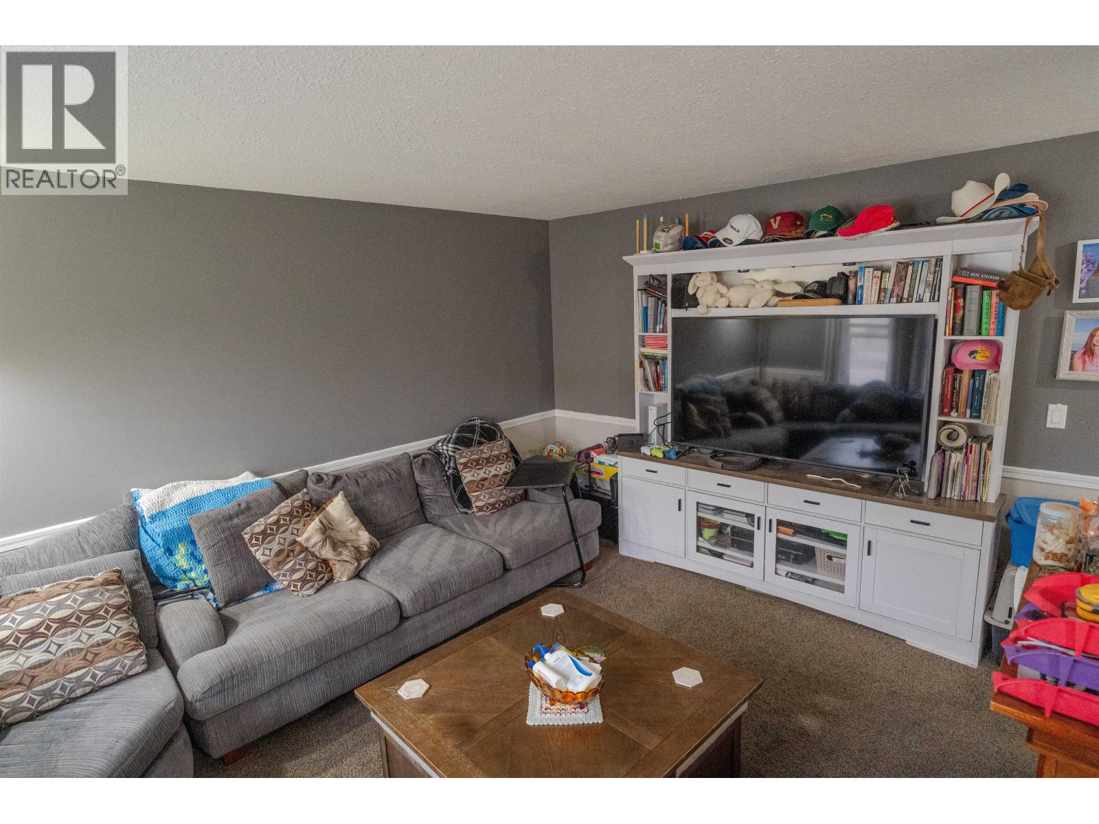 10219 102 Avenue, Fort St. John, British Columbia  V1J 2E4 - Photo 4 - R3047221