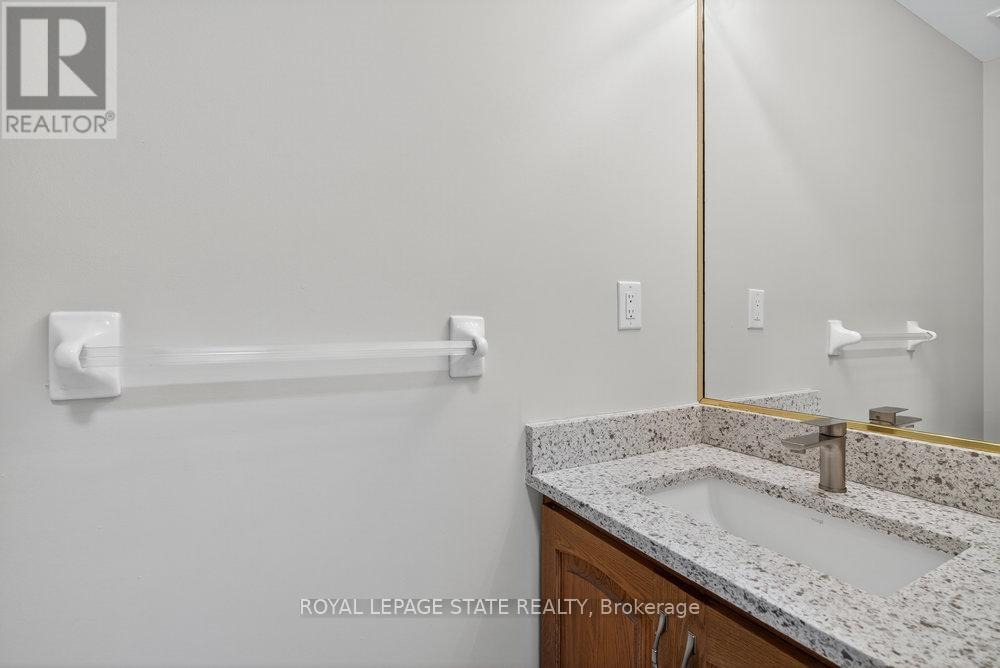 4 - 97 Sunvale Place, Hamilton, Ontario  L8E 4Z7 - Photo 23 - X12556654