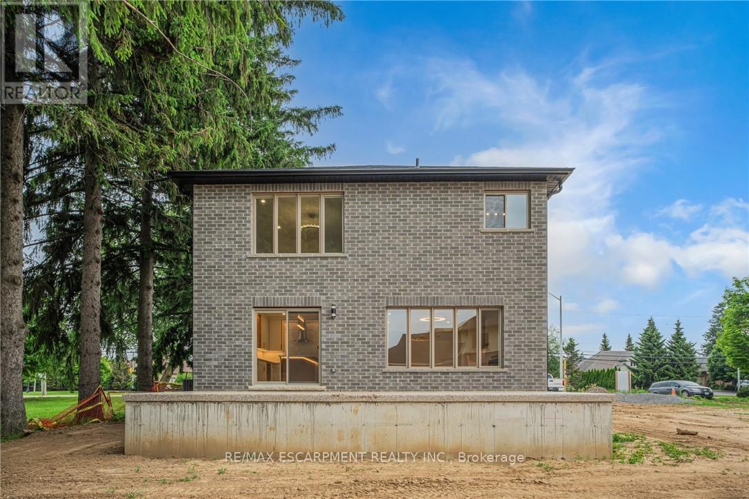 386 Southcote Road, Hamilton, Ontario  L9G 2W3 - Photo 49 - X12556752