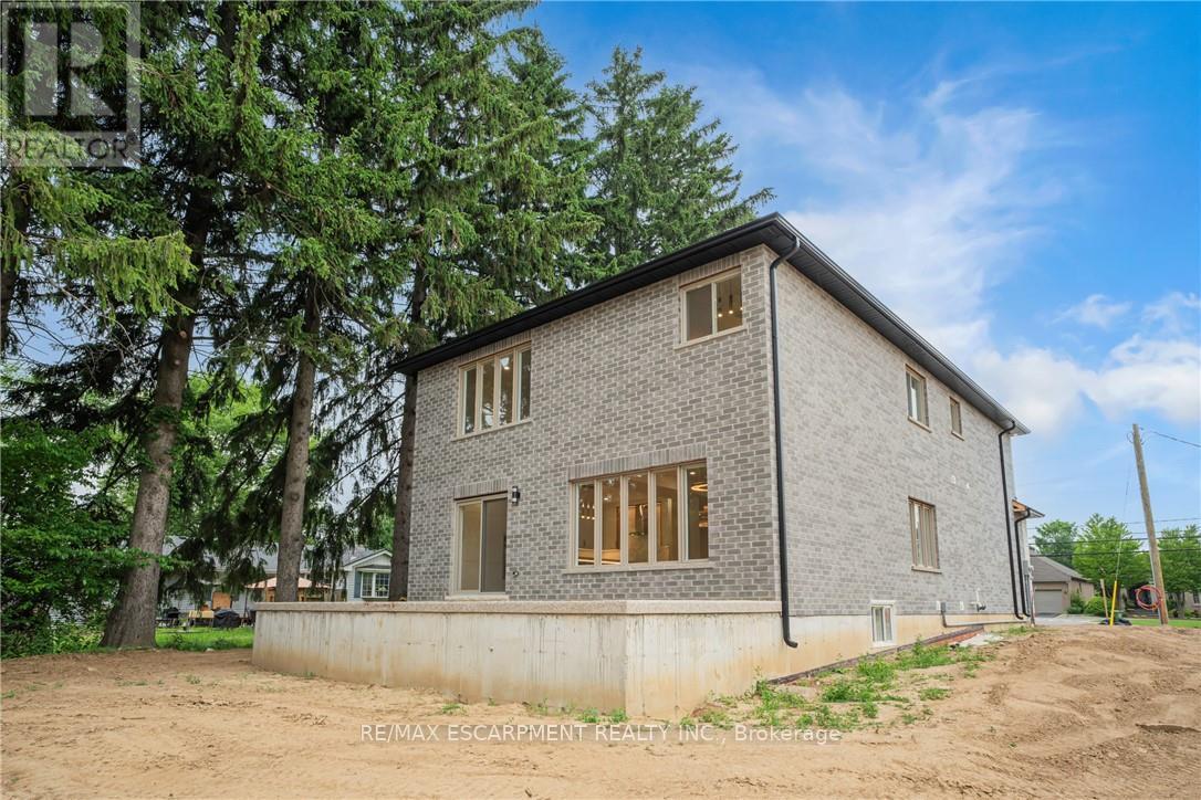 386 Southcote Road, Hamilton, Ontario  L9G 2W3 - Photo 50 - X12556752