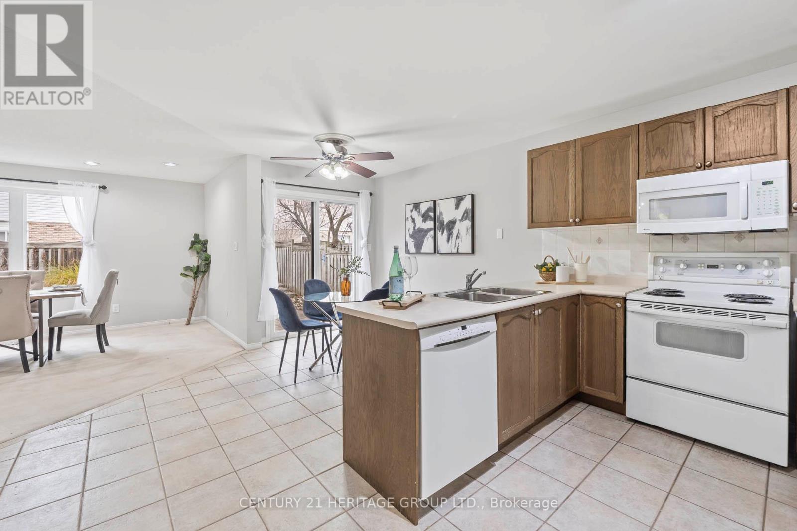 205 Braithwaite Avenue, Hamilton, Ontario  L9G 5A6 - Photo 16 - X12556760