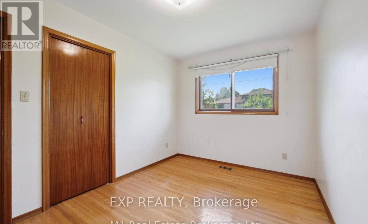 27 Palermo Crescent, Guelph, Ontario  N1E 2J8 - Photo 18 - X12556762