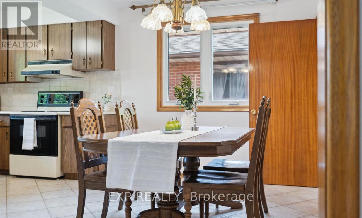 27 Palermo Crescent, Guelph, Ontario  N1E 2J8 - Photo 8 - X12556762