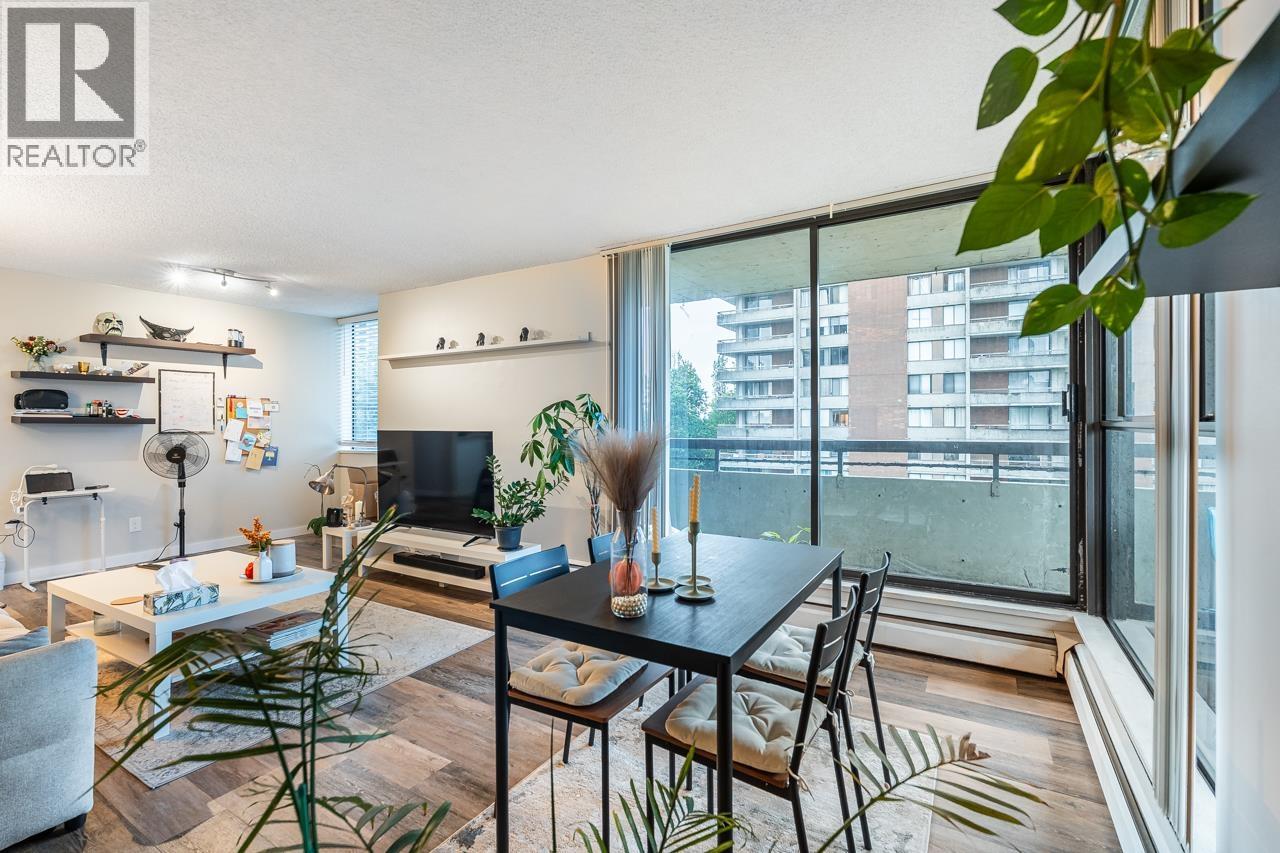 702 3755 Bartlett Court, Burnaby, British Columbia V3J 7G7 - Photo 4 - R3068473