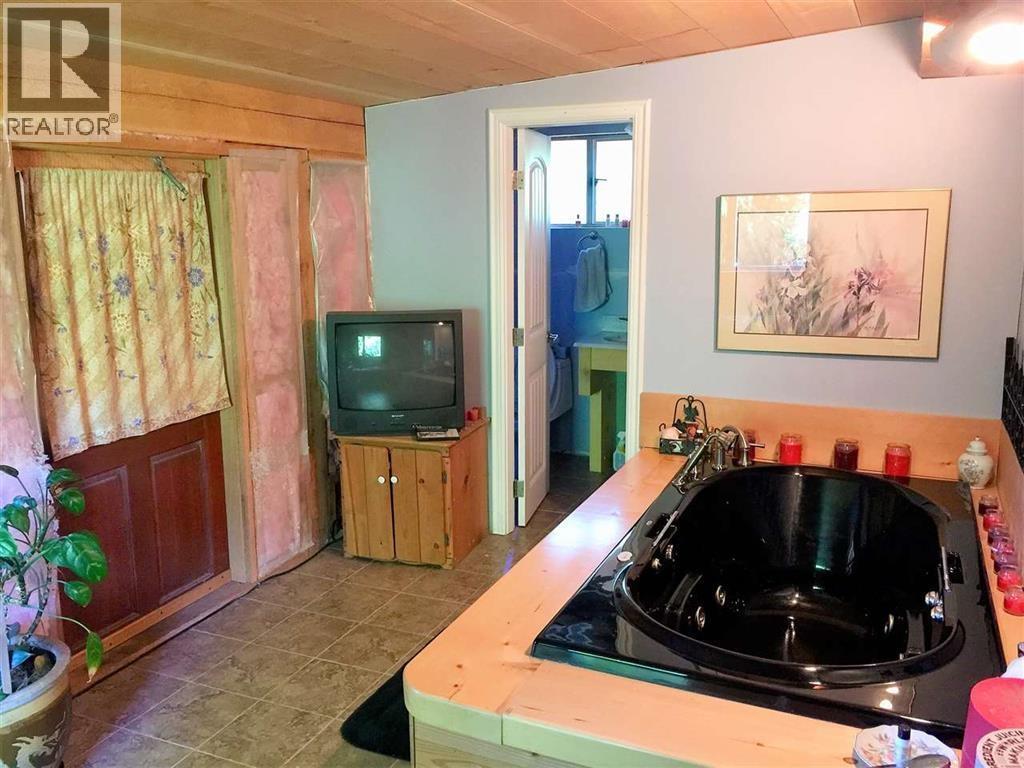 6 Bracken Parkway, Squamish, British Columbia  V0N 1H0 - Photo 8 - R3068466