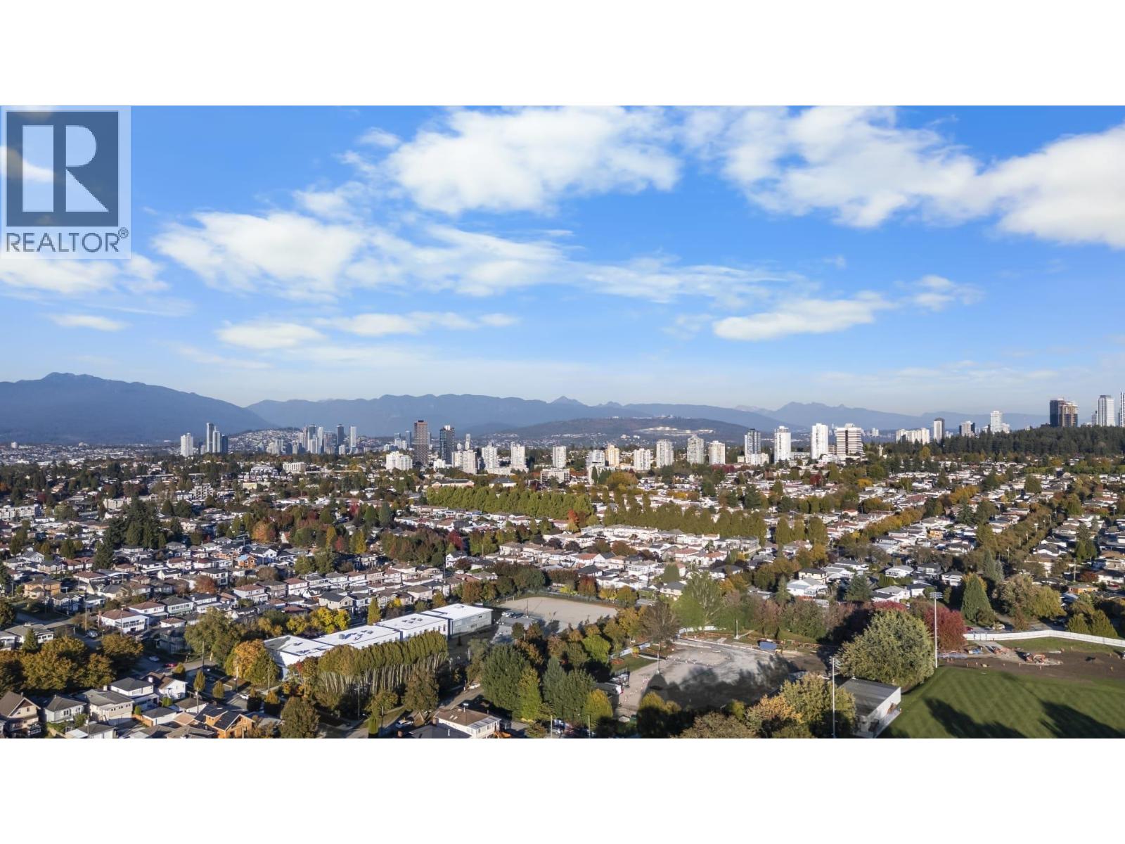 3 2808 E 48TH AVE, Vancouver, British Columbia