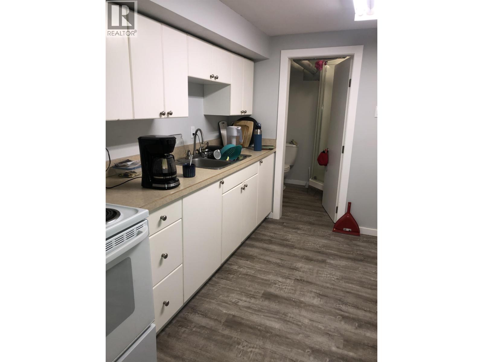 9705 103 Avenue, Fort St. John, British Columbia  V1J 2G9 - Photo 12 - C8067267