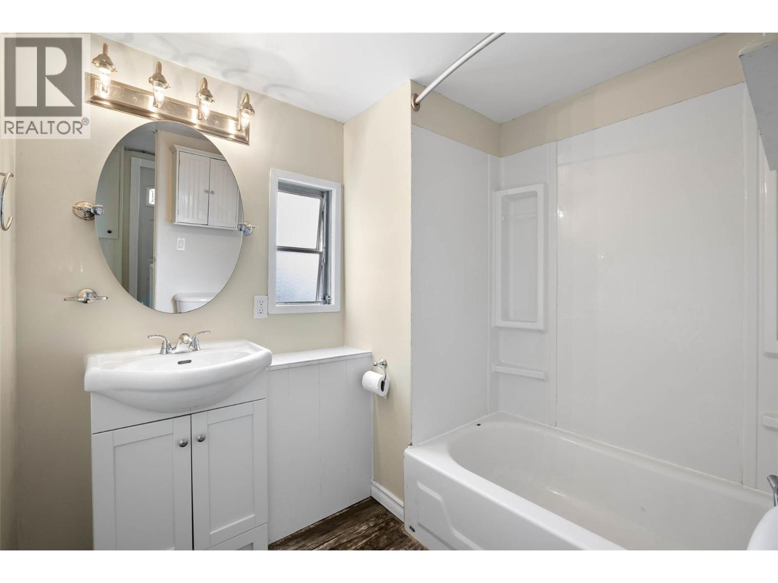 2380 Westsyde Road Unit# 19, Kamloops, British Columbia  V2B 7C4 - Photo 10 - 10369362