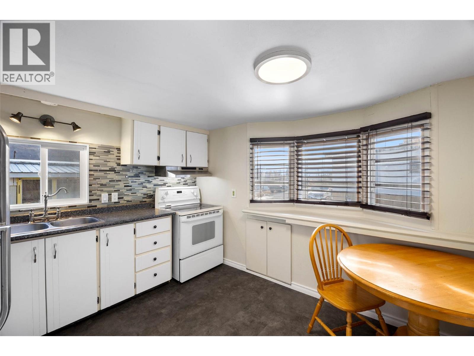 2380 Westsyde Road Unit# 19, Kamloops, British Columbia  V2B 7C4 - Photo 6 - 10369362