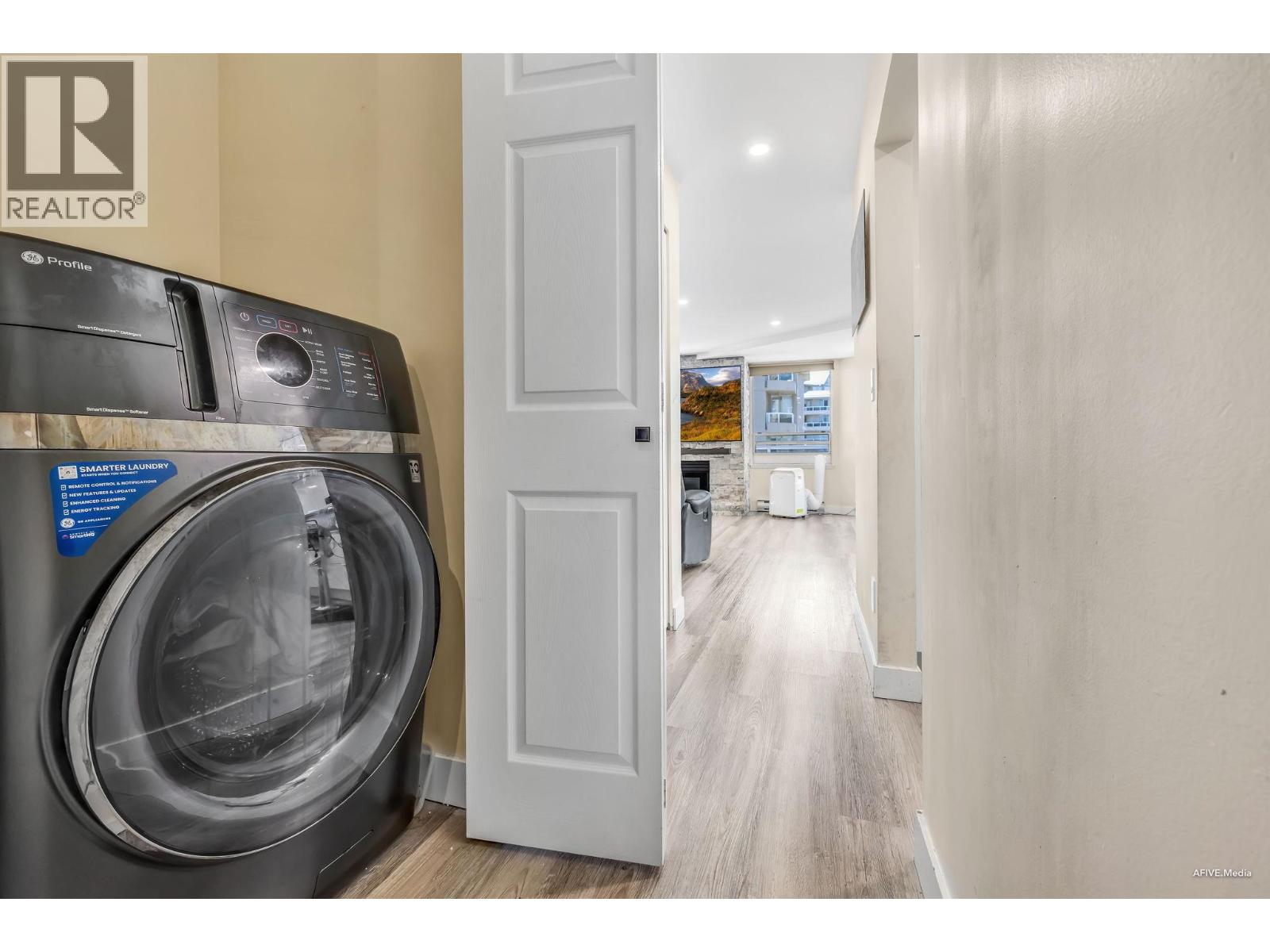 1605 1185 Quayside Drive, New Westminster, British Columbia  V3M 6T8 - Photo 15 - R3068227