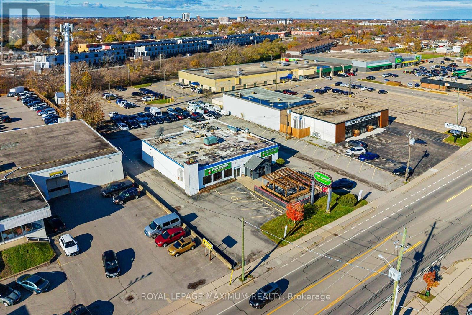 165 Hartzel Road, St. Catharines, Ontario L2P 1N6 - Photo 6 - X12556566