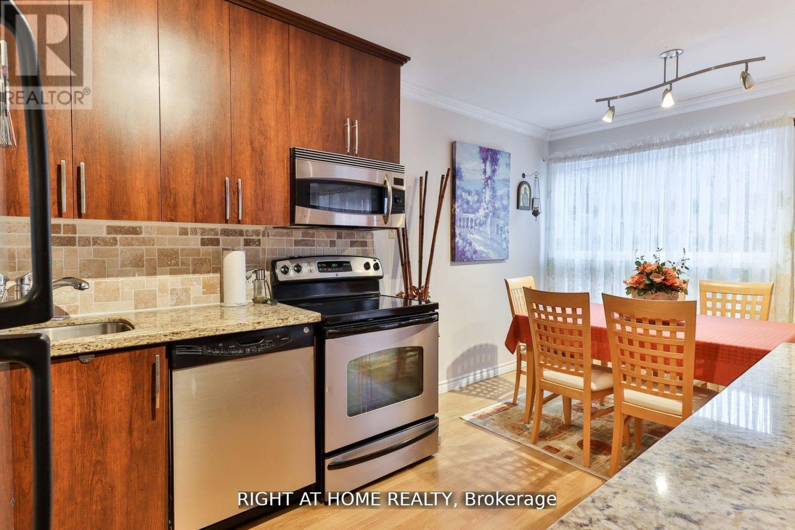 12 - 50 Three Valleys Drive, Toronto, Ontario  M3A 3B5 - Photo 3 - C12477939