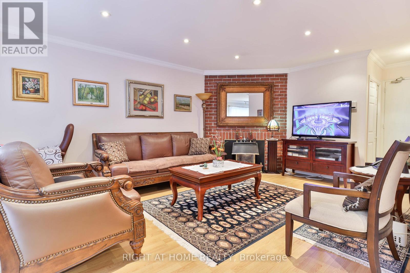 12 - 50 Three Valleys Drive, Toronto, Ontario  M3A 3B5 - Photo 4 - C12477939